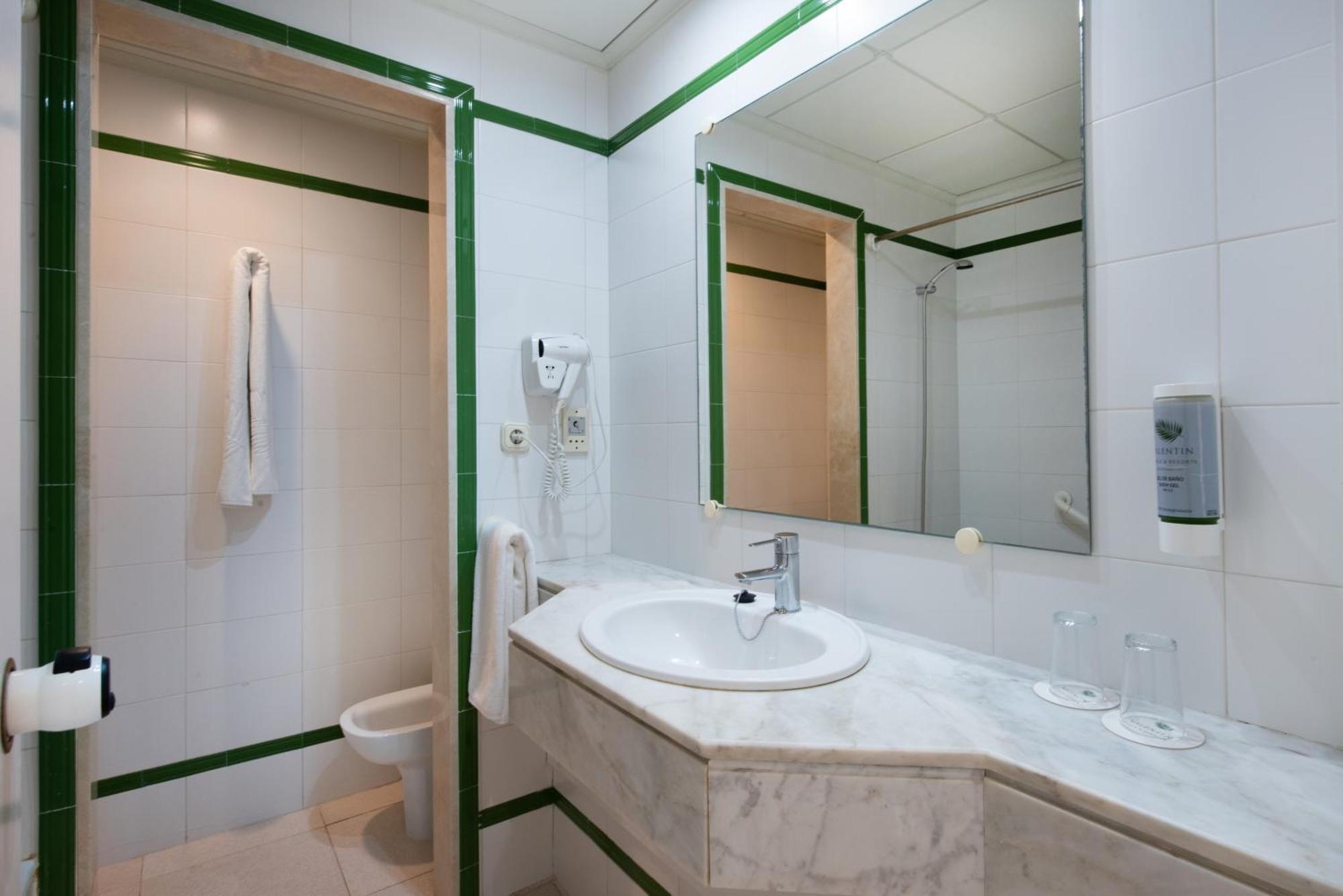 One-Bedroom Apartment,1608778929:JPEG